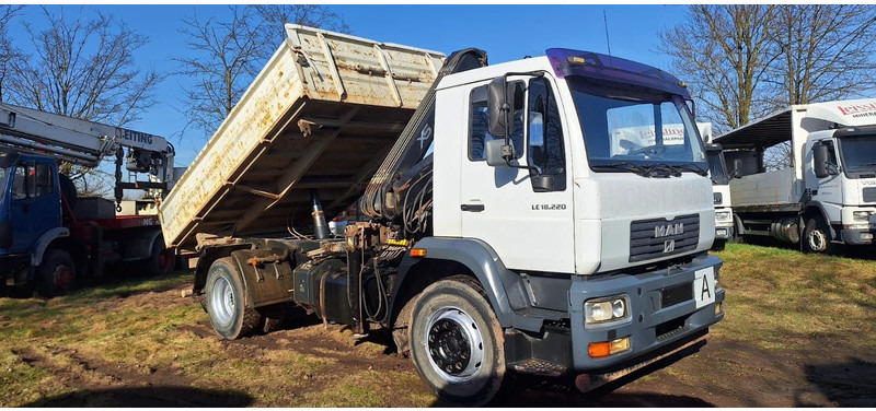 MAN TGM 18.220 4x2 3.S-Kipper mit Kran - Tipper, Crane truck: picture 4 MAN TGM 18.220 4x2 3.S-Kipper mit Kran - Tipper, Crane truck: picture 4