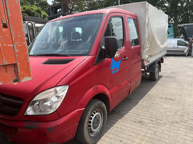 Mercedes-Benz 319 Doka - Curtain side van, Crew cab van: picture 5 Mercedes-Benz 319 Doka - Curtain side van, Crew cab van: picture 5