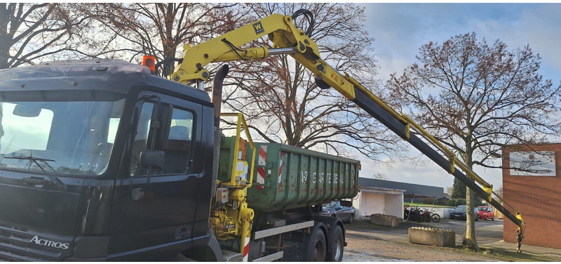 Mercedes-Benz 3335 - Tipper, Crane truck: picture 3 Mercedes-Benz 3335 - Tipper, Crane truck: picture 3
