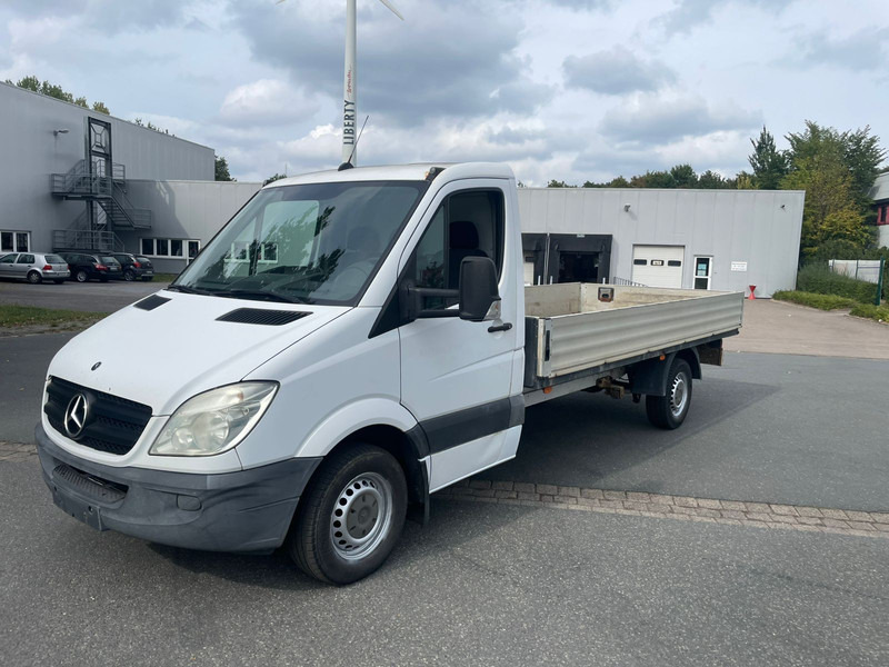 Mercedes-Benz Sprinter 316 - Open body delivery van: picture 3 Mercedes-Benz Sprinter 316 - Open body delivery van: picture 3