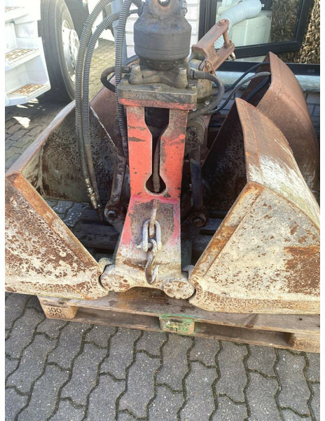 Palfinger Greifer Hiab - Clamshell bucket for Construction machinery: picture 1 Palfinger Greifer Hiab - Clamshell bucket for Construction machinery: picture 1