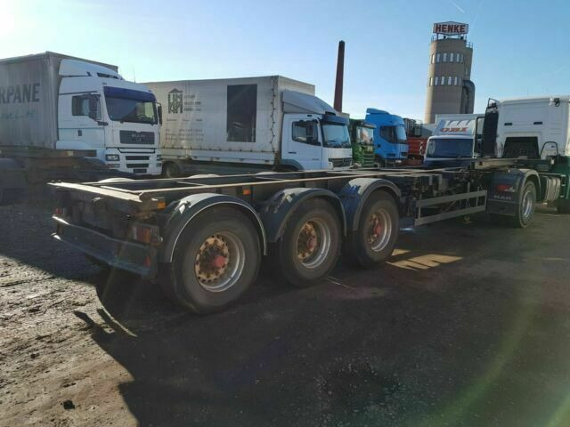 Schmitz Cargobull Containerchassi 3-Achser Luftgefedert ABS - Container transporter/ Swap body semi-trailer: picture 1 Schmitz Cargobull Containerchassi 3-Achser Luftgefedert ABS - Container transporter/ Swap body semi-trailer: picture 1