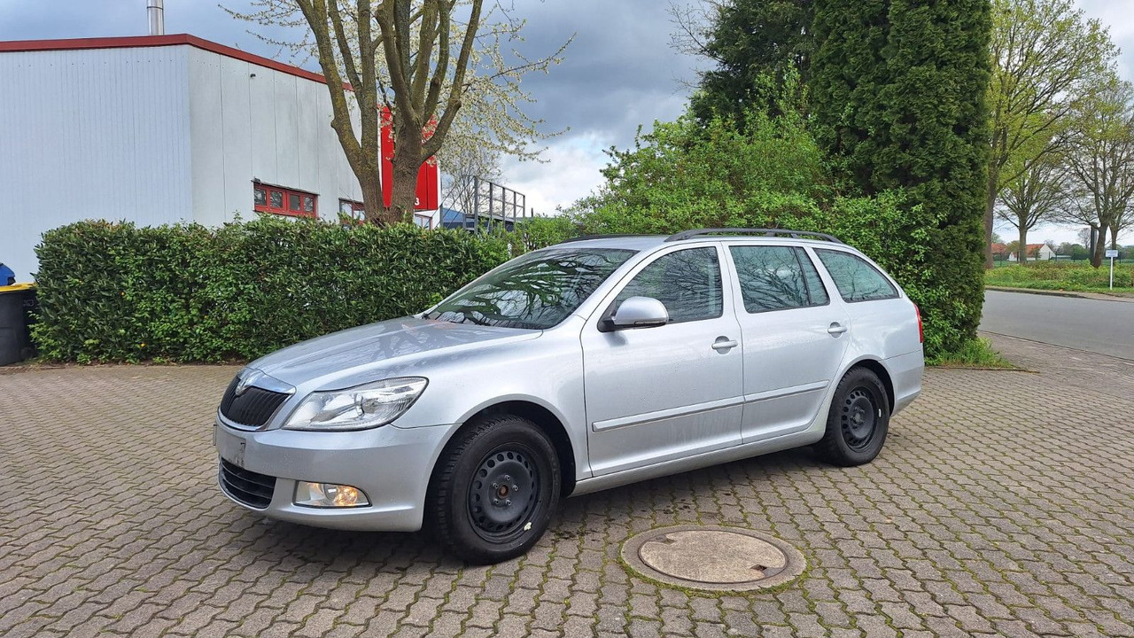 Skoda Octavia - Car: picture 2 Skoda Octavia - Car: picture 2
