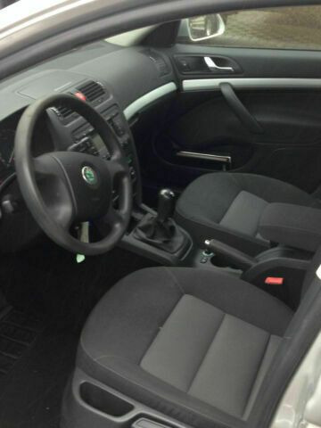 Skoda Octaviat Vollausst. 105 KW - Car: picture 4 Skoda Octaviat Vollausst. 105 KW - Car: picture 4