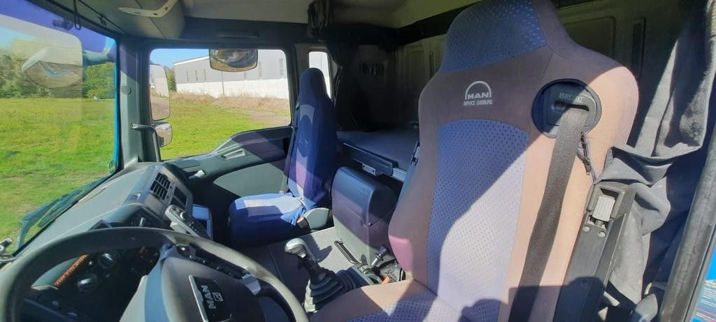 MAN TGS 18.400 - Tractor unit: picture 5 MAN TGS 18.400 - Tractor unit: picture 5