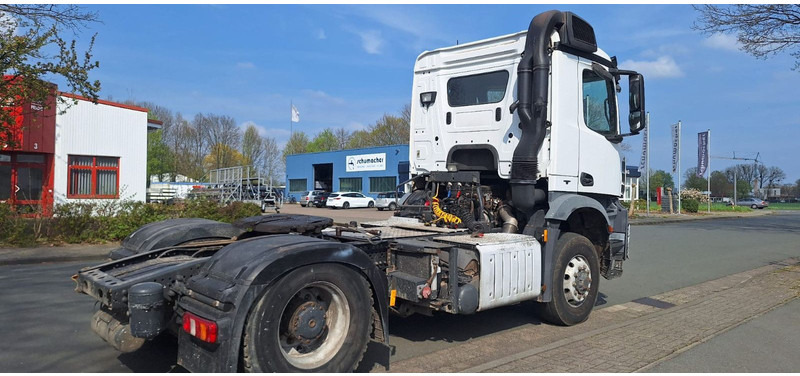 Mercedes-Benz 1840 HD 4x4 Arocs - Tractor unit: picture 4 Mercedes-Benz 1840 HD 4x4 Arocs - Tractor unit: picture 4
