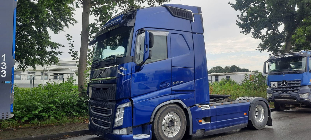 Volvo FH 500 GLobetrotter XL - Tractor unit: picture 2 Volvo FH 500 GLobetrotter XL - Tractor unit: picture 2