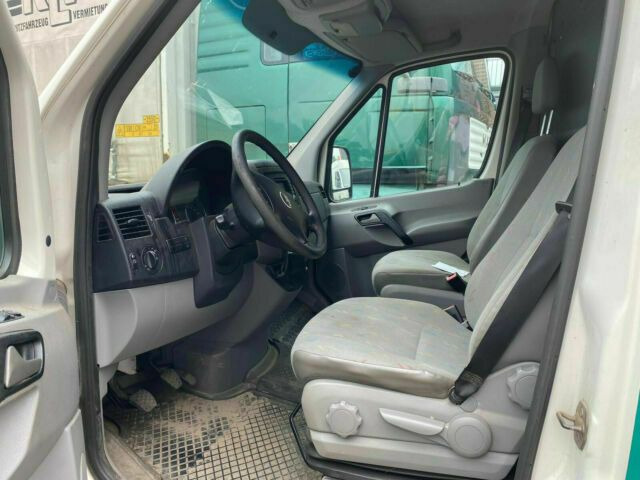 Volkswagen Crafter TDI Lang/Klima 3-Sitzer - Panel van: picture 4 Volkswagen Crafter TDI Lang/Klima 3-Sitzer - Panel van: picture 4