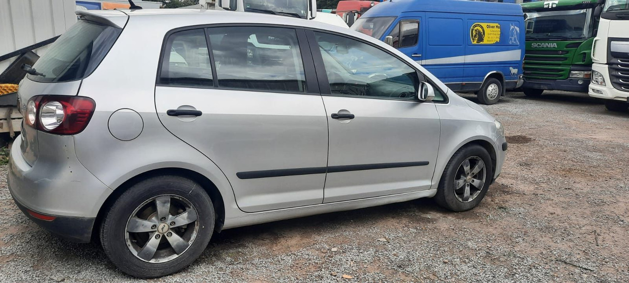 Volkswagen Golf Plus 1.9 TDI DSG DPF Comfortline - Saloon car: picture 2 Volkswagen Golf Plus 1.9 TDI DSG DPF Comfortline - Saloon car: picture 2