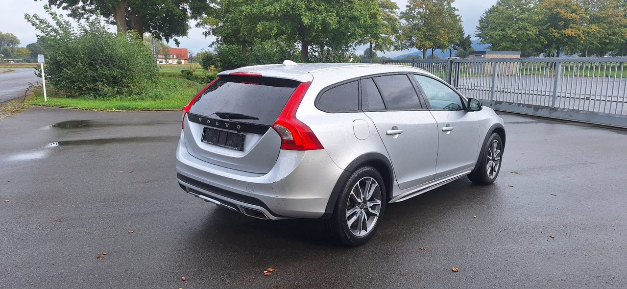 Volvo V60 Cross Country Summum AWD - Car: picture 3 Volvo V60 Cross Country Summum AWD - Car: picture 3