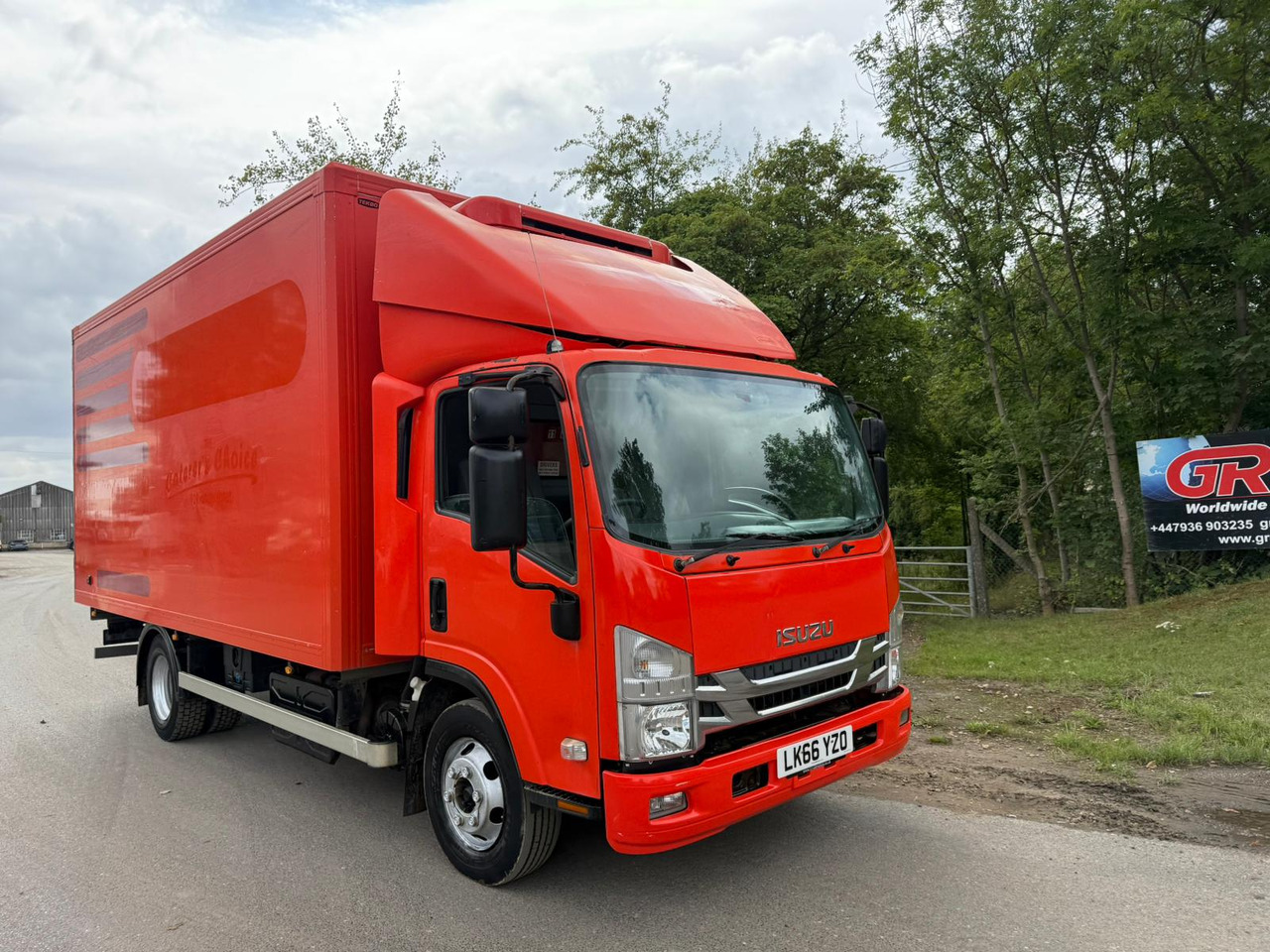 2016 Izuzu Refrigerated Truck - Refrigerated truck: picture 5 2016 Izuzu Refrigerated Truck - Refrigerated truck: picture 5