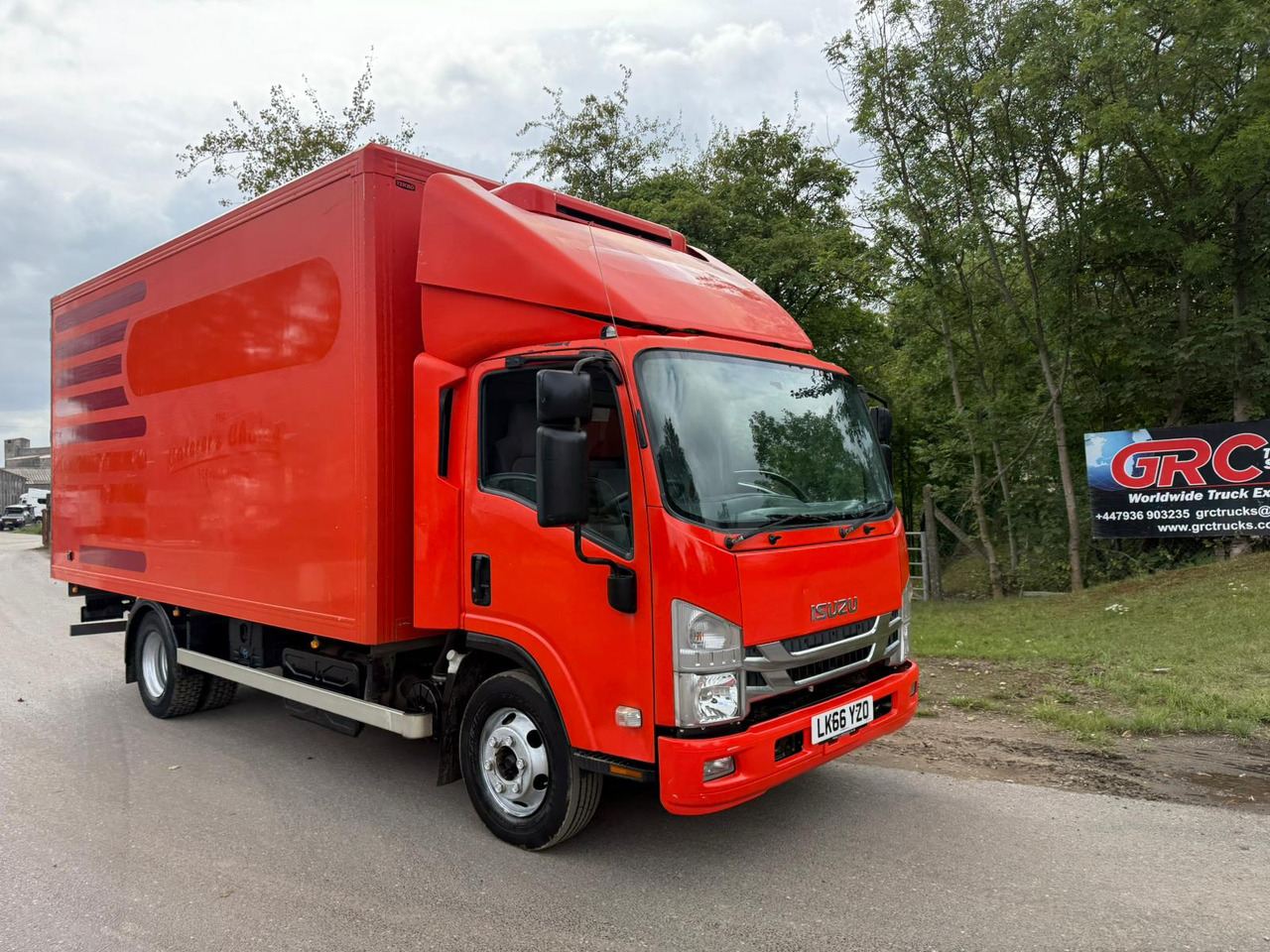 2016 Izuzu Refrigerated Truck - Refrigerated truck: picture 4 2016 Izuzu Refrigerated Truck - Refrigerated truck: picture 4