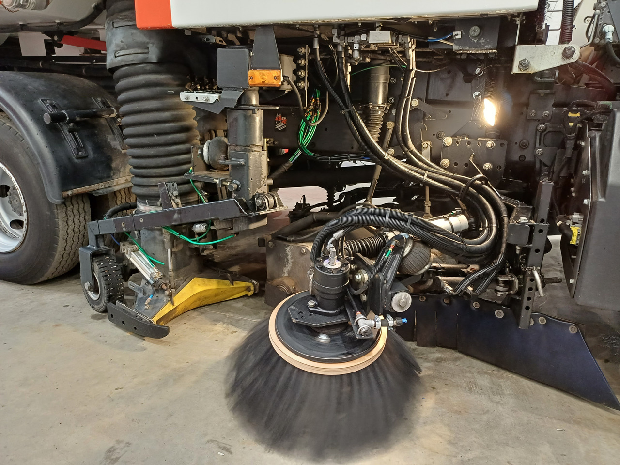 Road sweeper RENAULT D12 Zamiatarka Kehrmaschine 2 Motoren SEMAT Zoeller Szczotki L/R Euro 6 PM10 2017r: picture 13