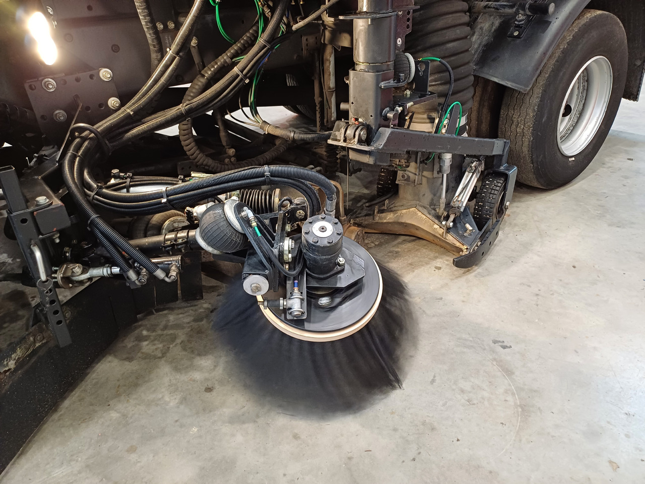 Road sweeper RENAULT D12 Zamiatarka Kehrmaschine 2 Motoren SEMAT Zoeller Szczotki L/R Euro 6 PM10 2017r: picture 12