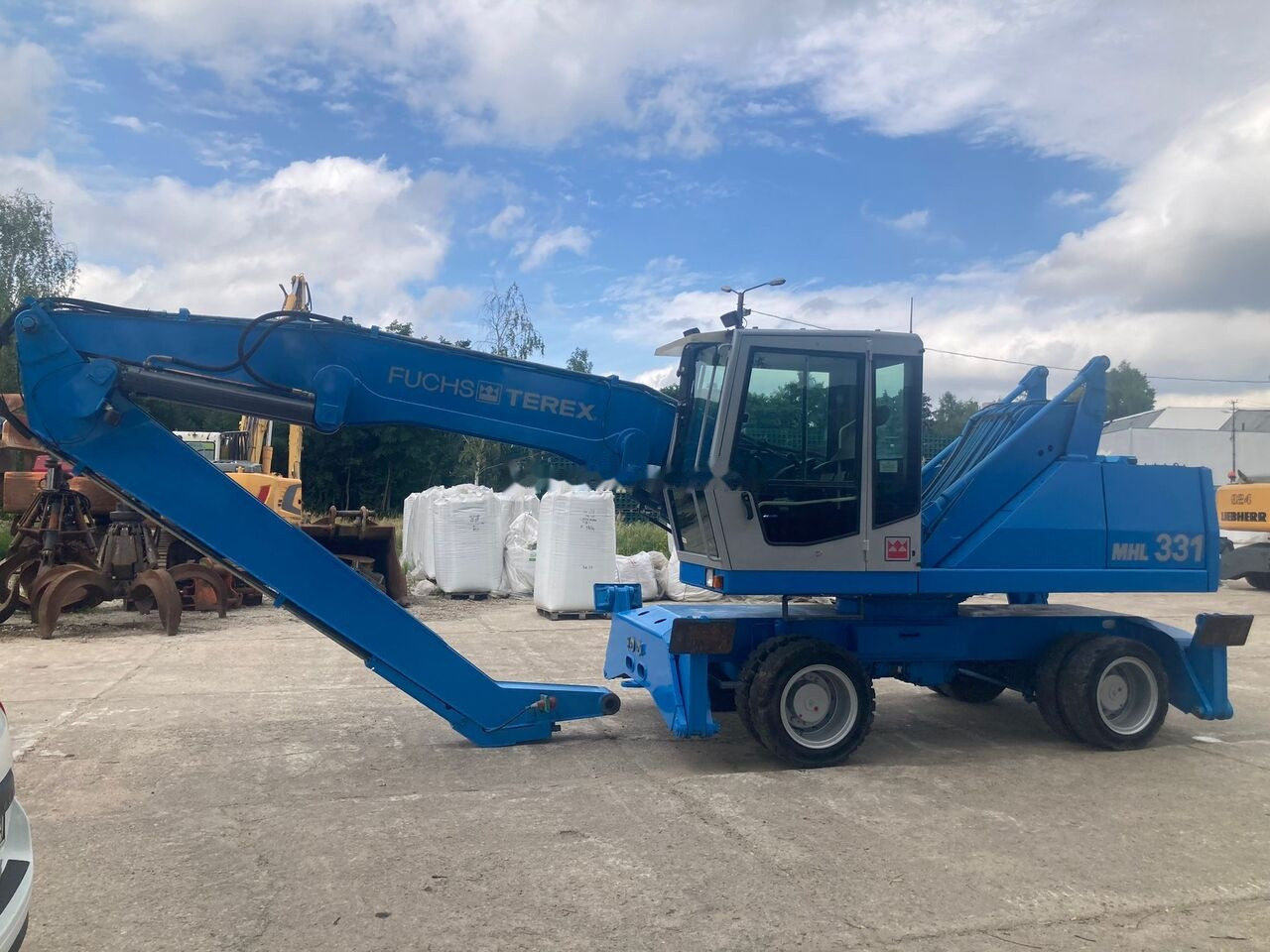 Fuchs MHL 331 C with Generator - Material handler: picture 2 Fuchs MHL 331 C with Generator - Material handler: picture 2