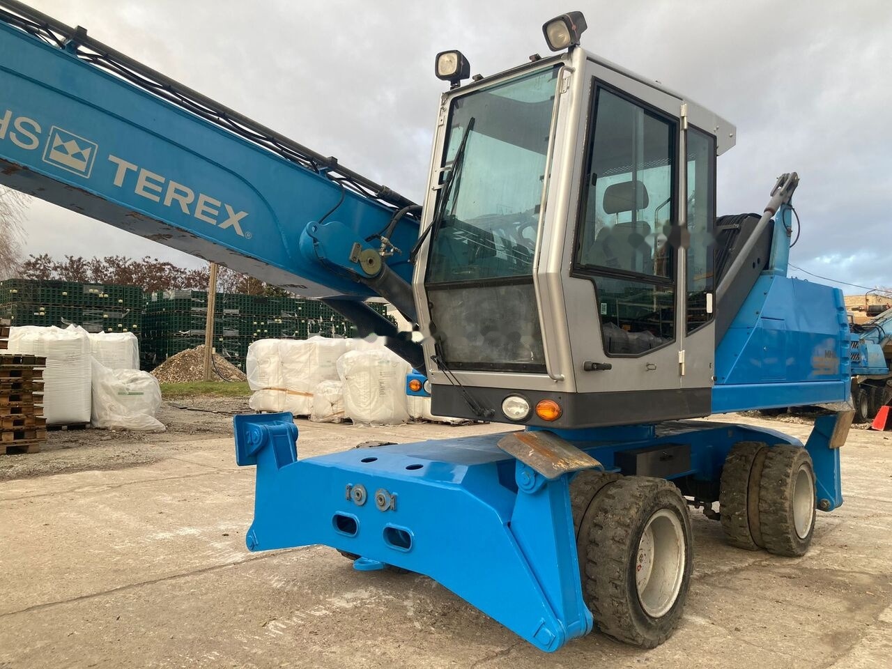 Fuchs MHL 331 D Generator - Material handler: picture 4 Fuchs MHL 331 D Generator - Material handler: picture 4