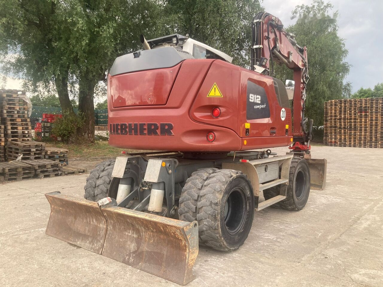 Leasing of Liebherr A 912 Compact Rotator R4 Liebherr A 912 Compact Rotator R4: picture 10