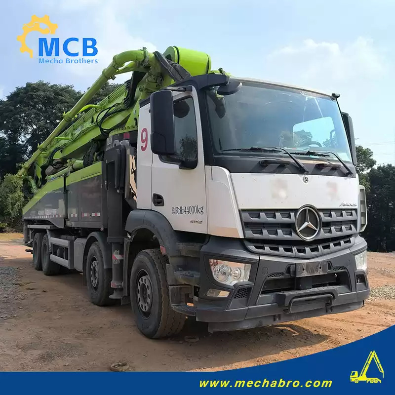 ZOOMLION ZLJ5441THBBE - Concrete pump truck: picture 2 ZOOMLION ZLJ5441THBBE - Concrete pump truck: picture 2