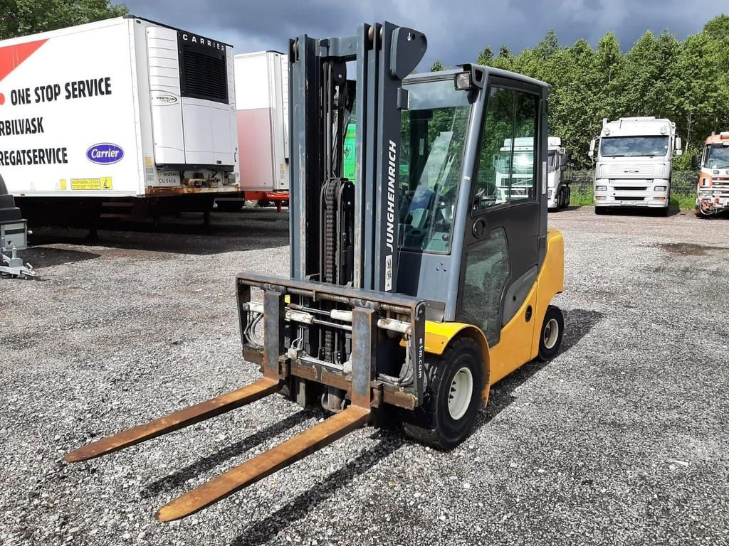 Jungheinrich DFG 430s 43kW - Diesel forklift: picture 1 Jungheinrich DFG 430s 43kW - Diesel forklift: picture 1