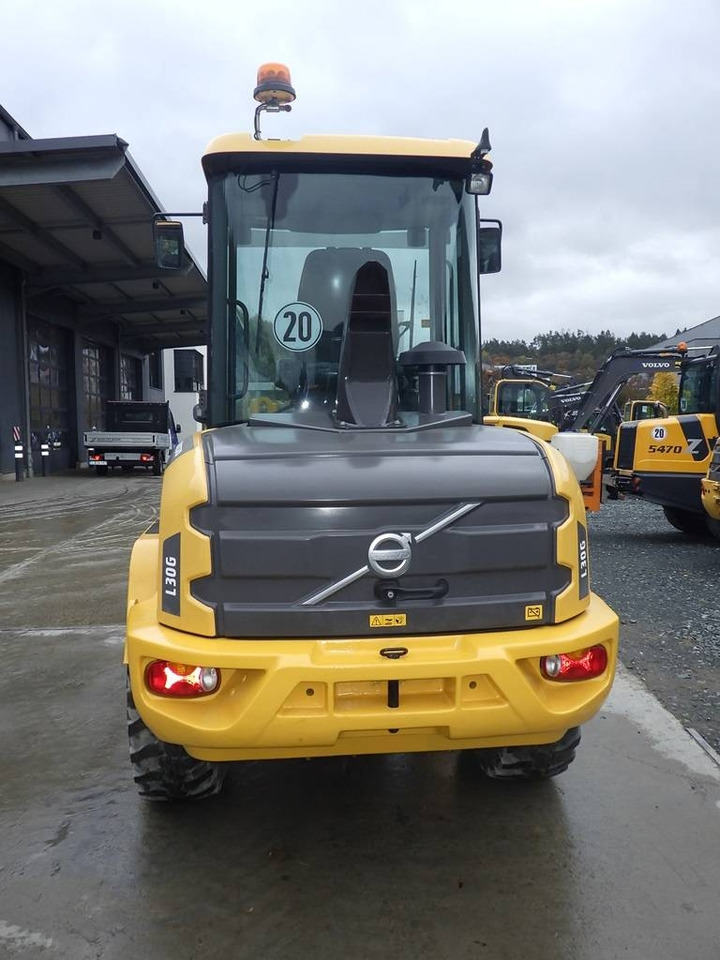 Volvo L 30 G - Wheel loader: picture 5 Volvo L 30 G - Wheel loader: picture 5