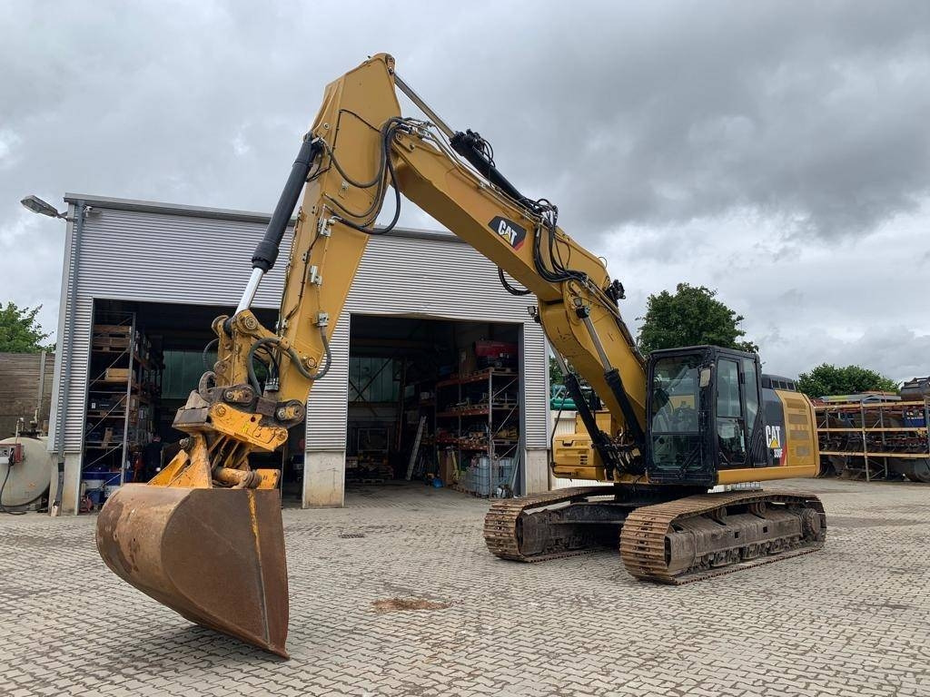 CAT 330FLN VAH - Crawler excavator: picture 1 CAT 330FLN VAH - Crawler excavator: picture 1