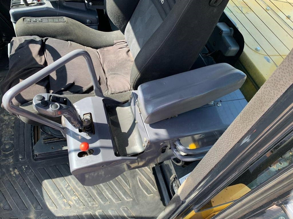 Wheel loader Komatsu WA 480-6: picture 11 Wheel loader Komatsu WA 480-6: picture 11