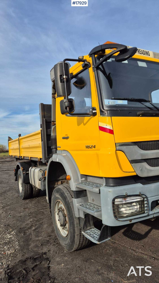 Tipper Mercedes-Benz 1824 4x4 dump truck (2005): picture 8