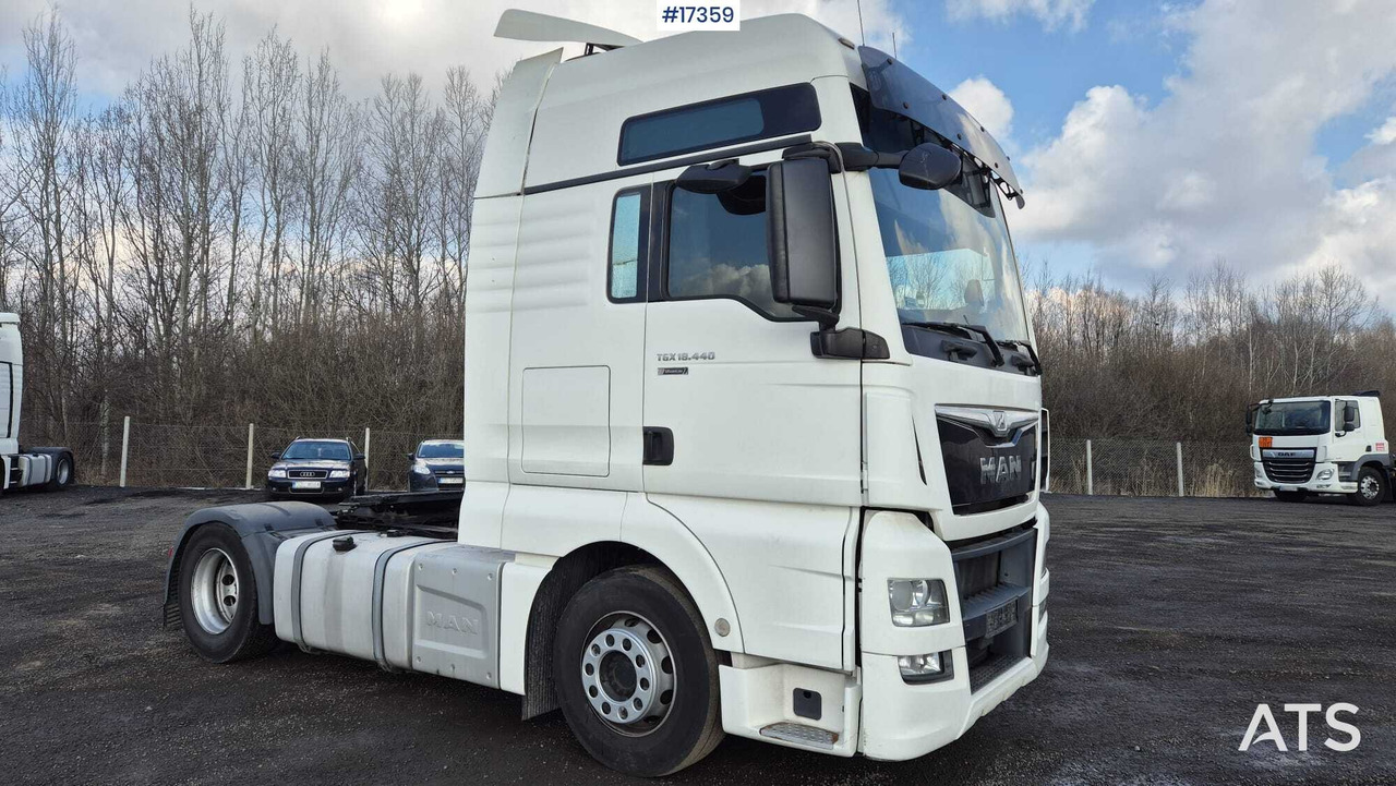 Truck tractor MAN TGX 18.440 EfficientLine 2 (2016) - Tractor unit: picture 2 Truck tractor MAN TGX 18.440 EfficientLine 2 (2016) - Tractor unit: picture 2
