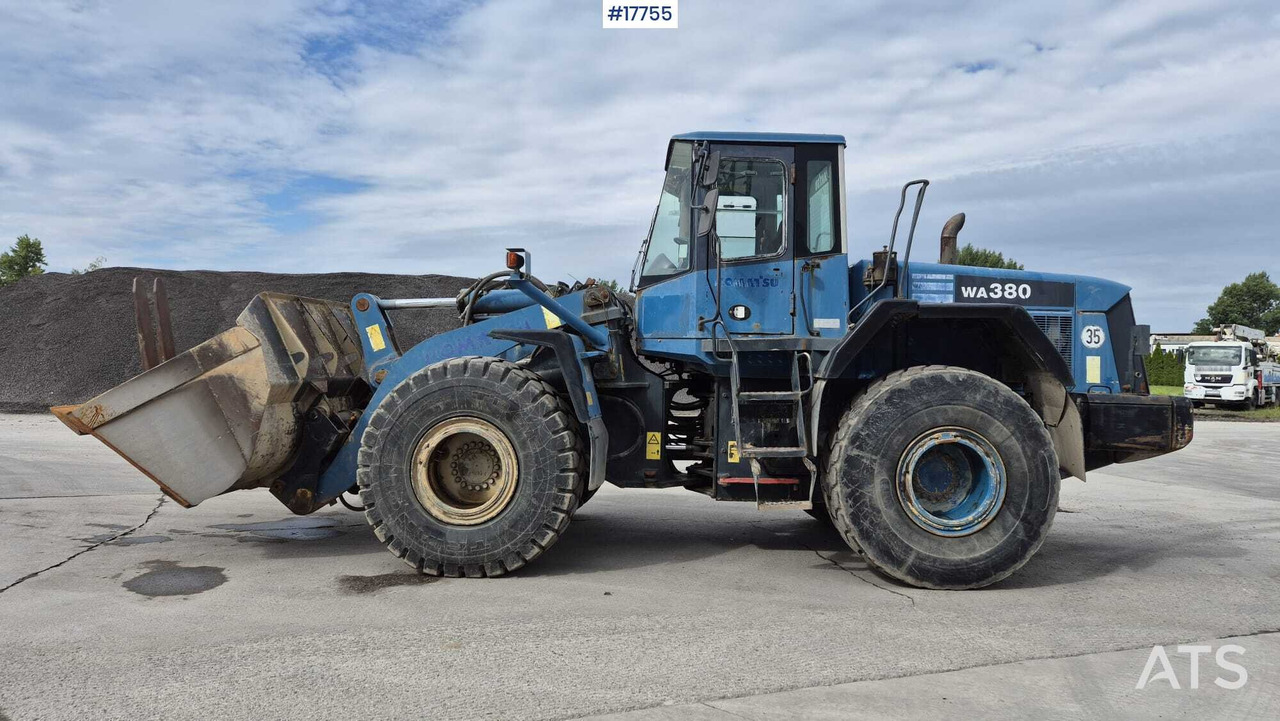Wheel loader KOMATSU WA380 5H (2002) - Wheel loader: picture 4 Wheel loader KOMATSU WA380 5H (2002) - Wheel loader: picture 4