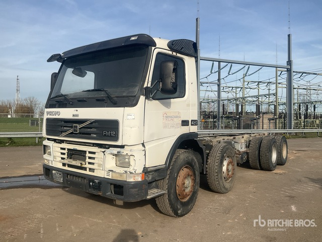 1999 Volvo FM12 8x4 Twin-Steer Cab and Chassis - Cab chassis truck: picture 1 1999 Volvo FM12 8x4 Twin-Steer Cab and Chassis - Cab chassis truck: picture 1