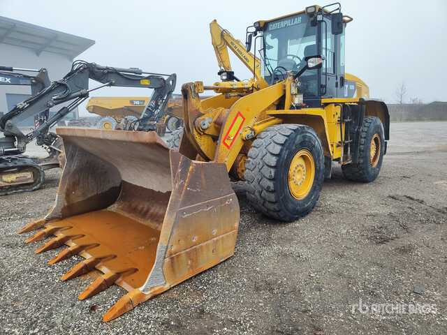 2001 Cat 938H Wheel Loader - Wheel loader: picture 2 2001 Cat 938H Wheel Loader - Wheel loader: picture 2