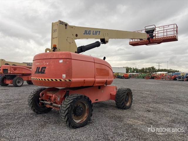 2006 JLG 680S 4WD Diesel Telescopic Boom Lift - Telescopic boom: picture 1 2006 JLG 680S 4WD Diesel Telescopic Boom Lift - Telescopic boom: picture 1
