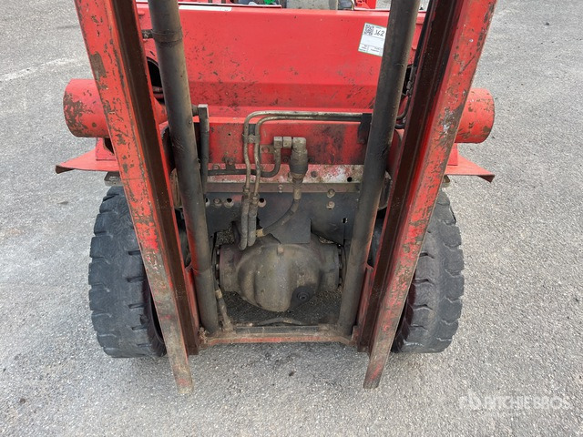 2006 Nissan FD02A25Q Forklift - Diesel forklift: picture 4 2006 Nissan FD02A25Q Forklift - Diesel forklift: picture 4