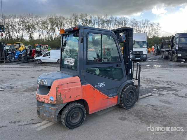 2011 Toyota 52-8FDF30 Forklift - Diesel forklift: picture 4 2011 Toyota 52-8FDF30 Forklift - Diesel forklift: picture 4