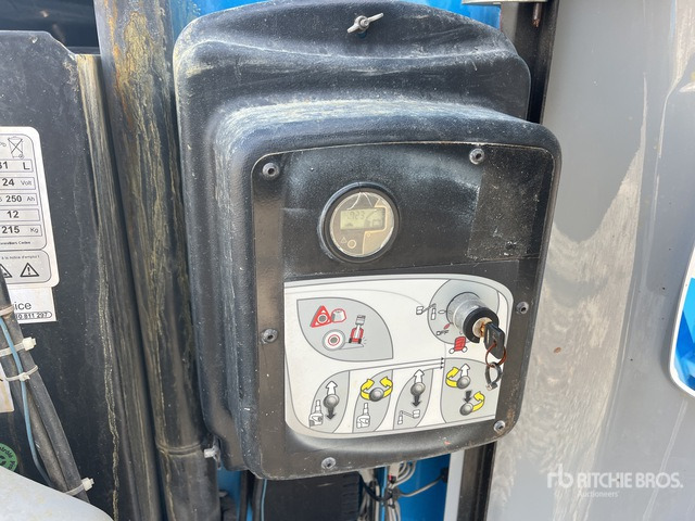 2014 Genie GR26J (Inoperable) Vertical Mast Lift - Vertical mast lift: picture 5 2014 Genie GR26J (Inoperable) Vertical Mast Lift - Vertical mast lift: picture 5
