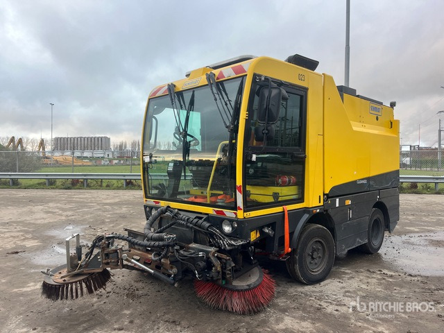 2014 Schmidt Compact 400 Sweeper Truck - Road sweeper: picture 1 2014 Schmidt Compact 400 Sweeper Truck - Road sweeper: picture 1