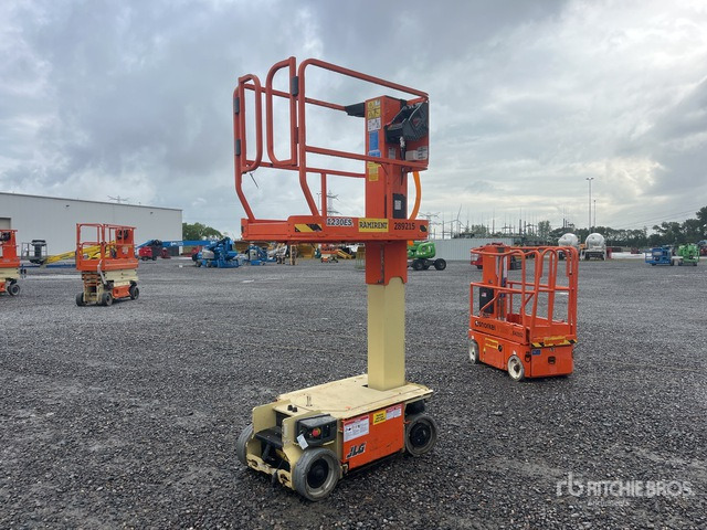 2015 JLG 1230ES Vertical Mast Lift - Vertical mast lift: picture 3 2015 JLG 1230ES Vertical Mast Lift - Vertical mast lift: picture 3