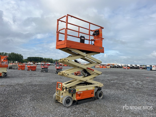2015 JLG 2032ES Electric Scissor Lift - Scissor lift: picture 4 2015 JLG 2032ES Electric Scissor Lift - Scissor lift: picture 4