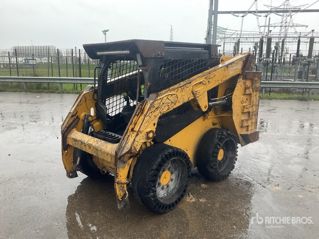 2018 Cat 226D (Inoperable) Skid Steer Loader - Skid steer loader: picture 1 2018 Cat 226D (Inoperable) Skid Steer Loader - Skid steer loader: picture 1