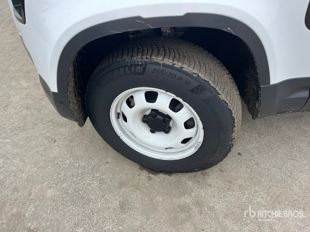 2021 Land Rover Defender 4x4 SUV - SUV: picture 5 2021 Land Rover Defender 4x4 SUV - SUV: picture 5