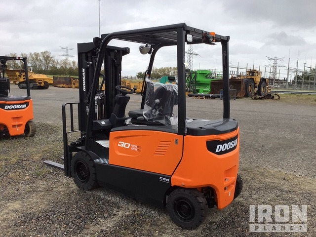 2023 Doosan B30X-7 PLUS 3000 kg (Unused) Electric Forklift - Electric forklift: picture 3 2023 Doosan B30X-7 PLUS 3000 kg (Unused) Electric Forklift - Electric forklift: picture 3