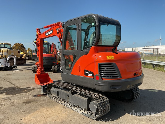 Doosan DX60 Mini Excavator: <6.6t - Mini excavator: picture 3 Doosan DX60 Mini Excavator: <6.6t - Mini excavator: picture 3