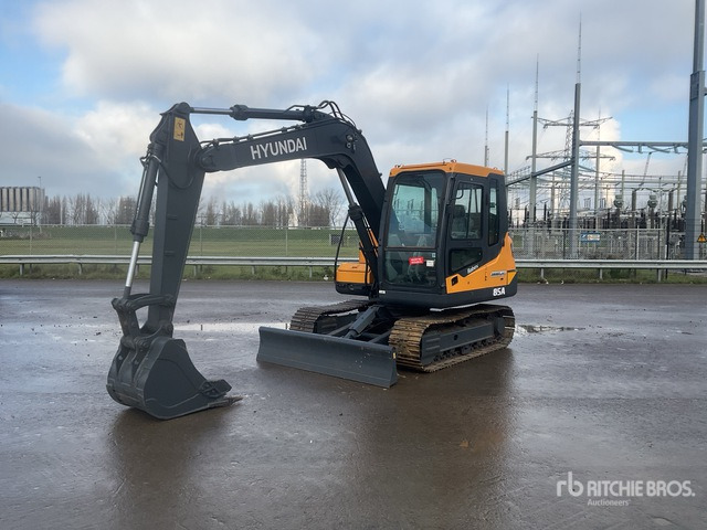 Hyundai R85A Tracked Excavator - Crawler excavator: picture 3 Hyundai R85A Tracked Excavator - Crawler excavator: picture 3