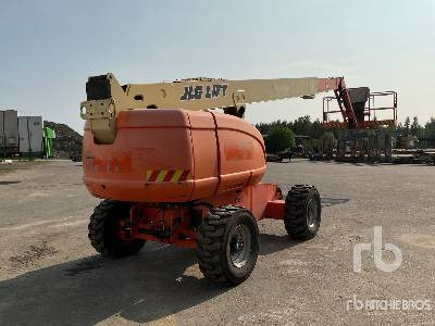 JLG 660SJ - Articulated boom lift: picture 3 JLG 660SJ - Articulated boom lift: picture 3