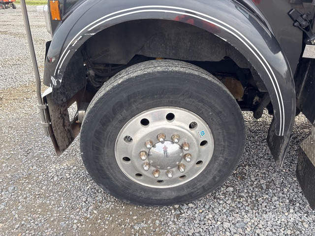 1993 Kenworth W900 Tri/A Day Cab Truck Tractor - Tractor unit: picture 5 1993 Kenworth W900 Tri/A Day Cab Truck Tractor - Tractor unit: picture 5