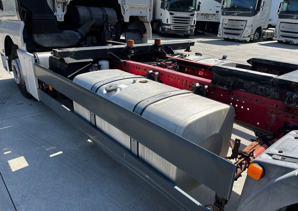 Cab chassis truck MAN TGX 18.480 // Euro 5 // 6x2 // BDF // Cały na poduszkach // Automat //: picture 12