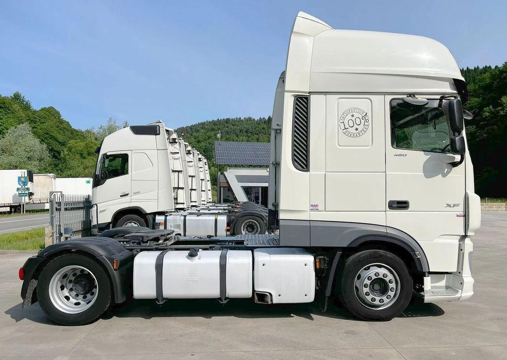 DAF XF 106.480 // Mega // 2019 Rok // SSC // Duże zbiorniki // Radary // Serwis // - Tractor unit: picture 4 DAF XF 106.480 // Mega // 2019 Rok // SSC // Duże zbiorniki // Radary // Serwis // - Tractor unit: picture 4