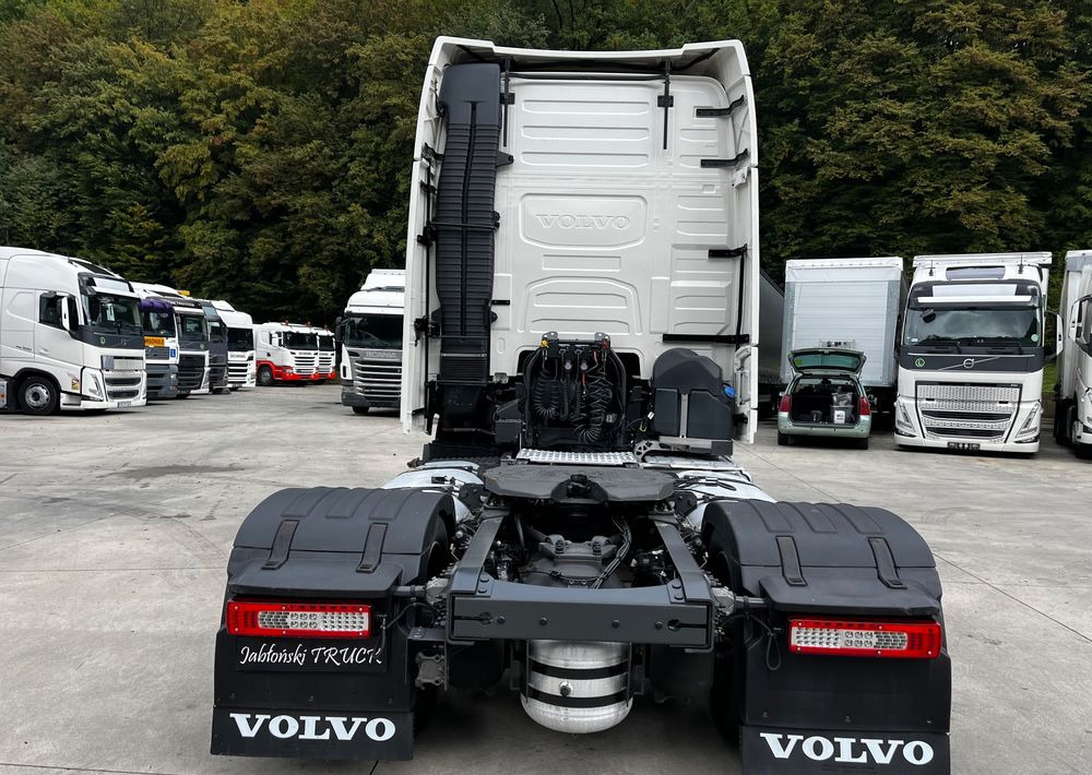 Volvo FH500 // Zamiana na starszy //New Face // Low Deck // Full Led // ACC // Globe XL // ParkClima // Zamiana za starszy - Tractor unit: picture 4 Volvo FH500 // Zamiana na starszy //New Face // Low Deck // Full Led // ACC // Globe XL // ParkClima // Zamiana za starszy - Tractor unit: picture 4