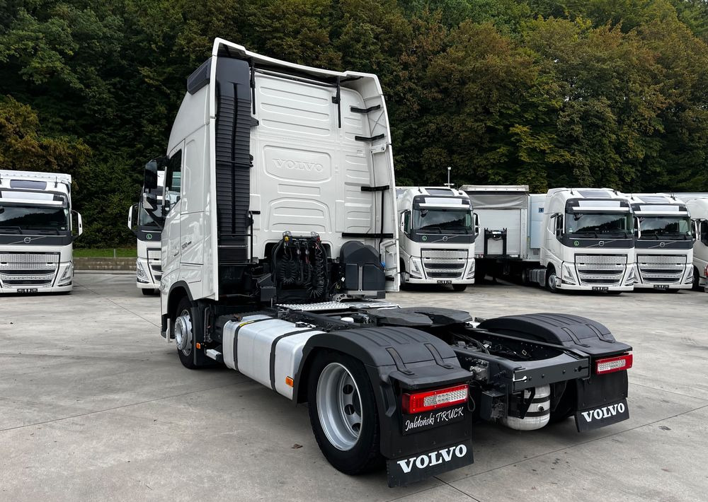 Volvo FH500 // Zamiana na starszy //New Face // Low Deck // Full Led // ACC // Globe XL // ParkClima // Zamiana za starszy - Tractor unit: picture 3 Volvo FH500 // Zamiana na starszy //New Face // Low Deck // Full Led // ACC // Globe XL // ParkClima // Zamiana za starszy - Tractor unit: picture 3