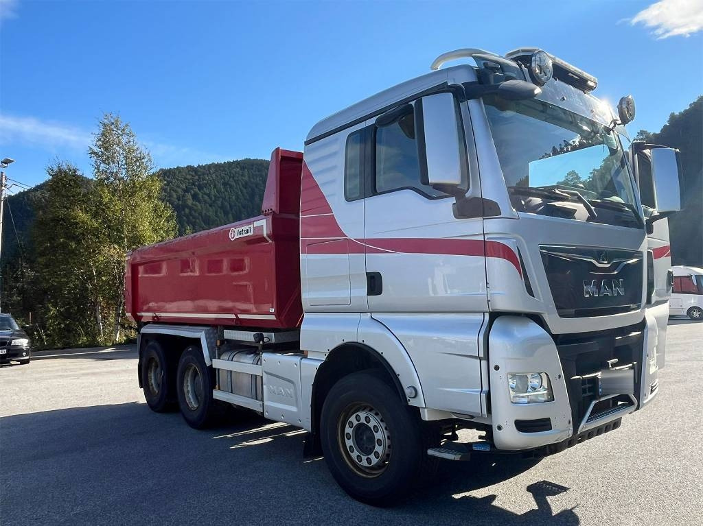 MAN TGX 26.580 6x4 - Tipper: picture 1 MAN TGX 26.580 6x4 - Tipper: picture 1